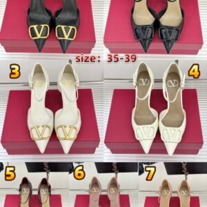 W974  Pointed-toe high heels