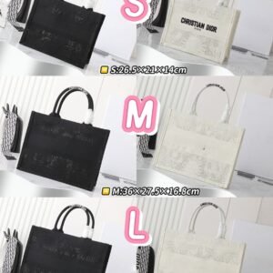 B121   Book Tote bag